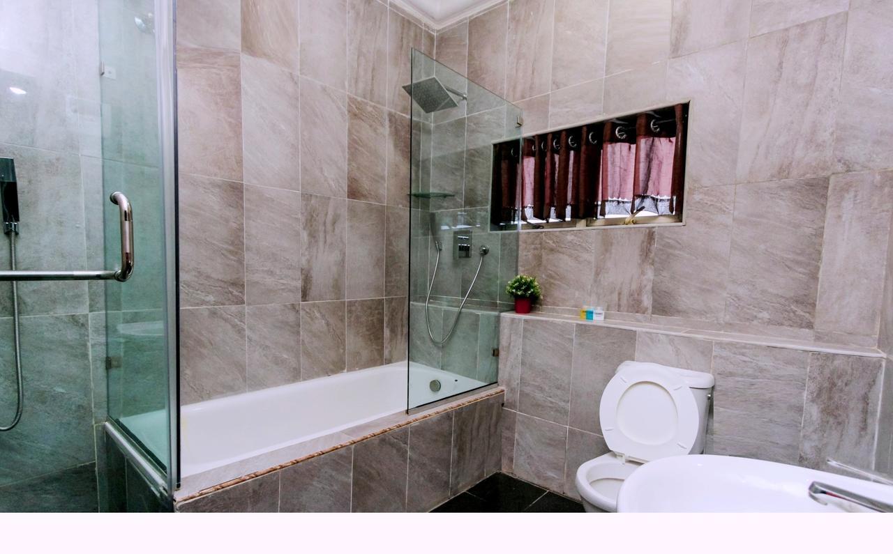 Aliayabiagba Sunfit - Fitness, Spa, Accommodation מראה חיצוני תמונה